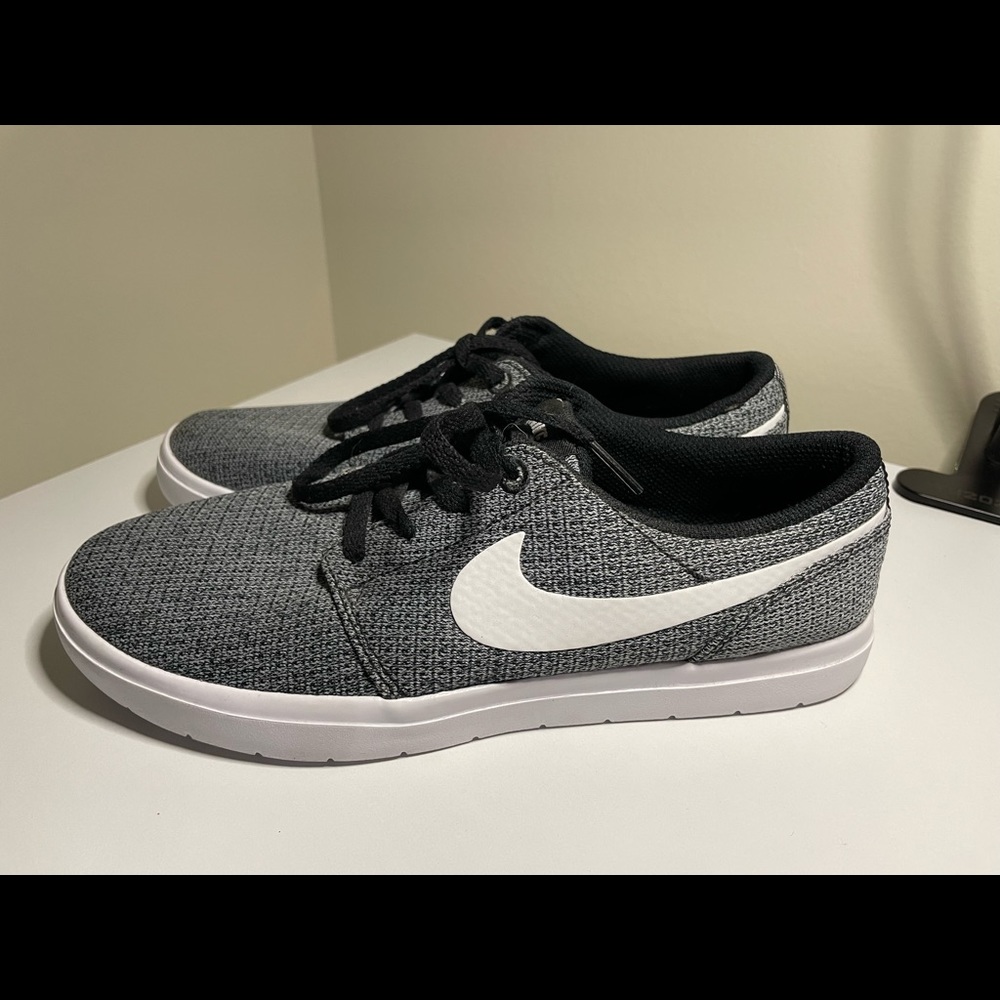 Nike SB Portmore II Ultralight Size 6Y Women’s 7.5